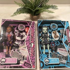 NIB Monster High Creeproduction Bundle (Clawdeen & Frankie)